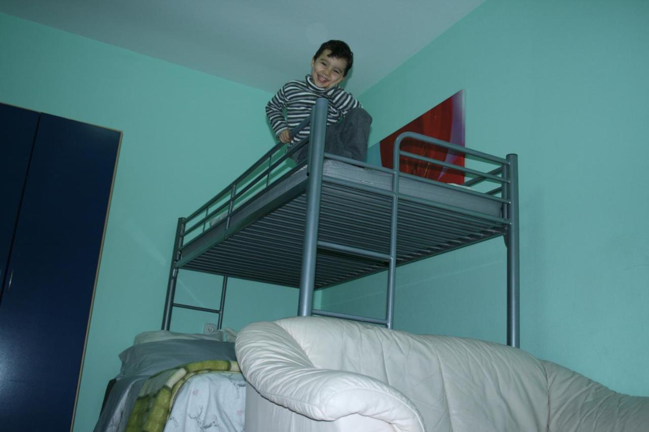 Why Me Eco-Friendly Hostel Tbilisi Buitenkant foto