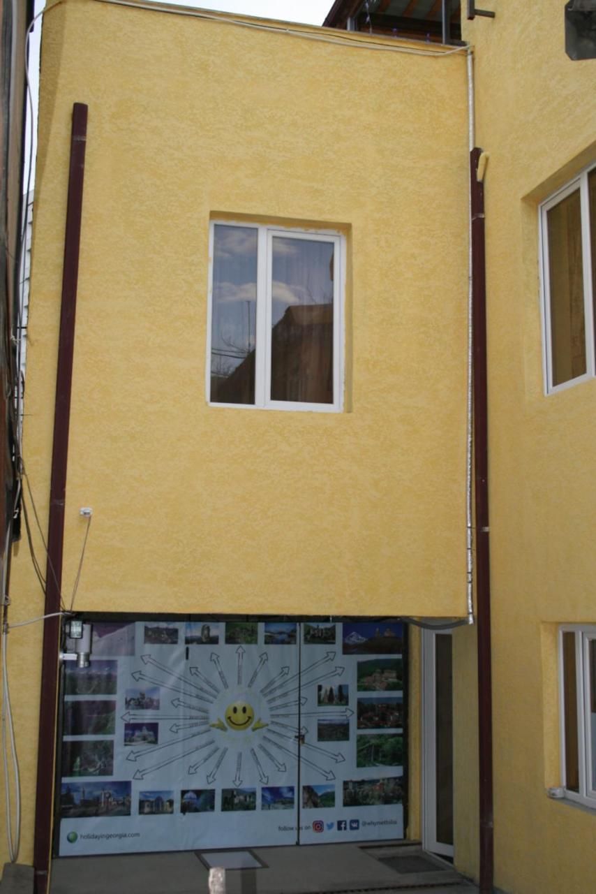 Why Me Eco-Friendly Hostel Tbilisi Buitenkant foto